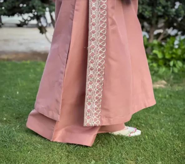 Maria Embroidered 2pc