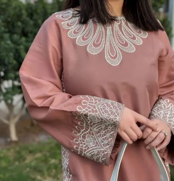 Maria Embroidered 2pc